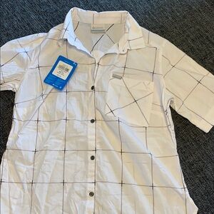 Columbia White Casual Button Down Shirt